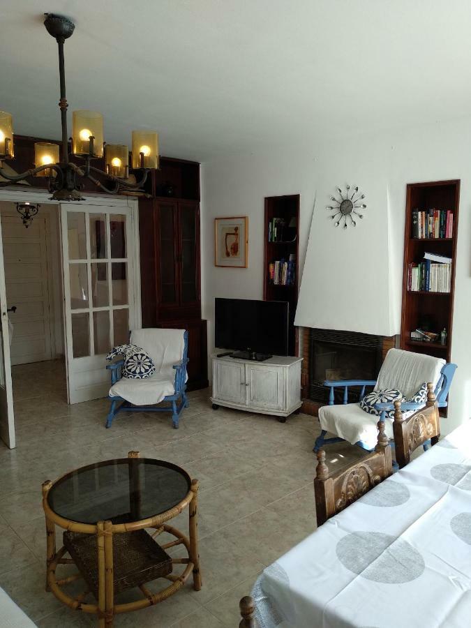 Sea Front Apartment In Platja Pals With Terrace And Parking Zewnętrze zdjęcie